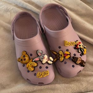 Justin Bieber drew house crocs